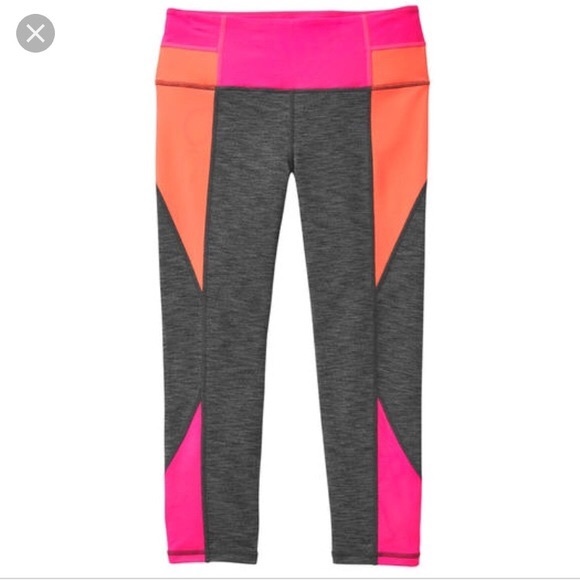 Athleta Pants - Athleta Color Block Capri Leggings